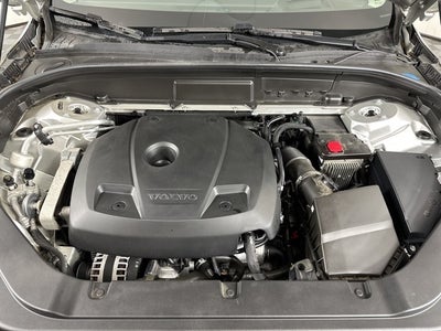 2019 Volvo XC60 T5 Momentum AWD