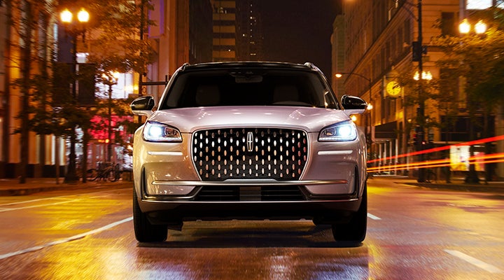 The striking grille of a 2024 Lincoln Corsair® SUV is shown. | Evergreen Lincoln in Issaquah WA